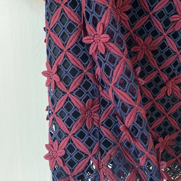 Self-Portrait Floral Grid Cold Shoulder Mini Dress Burgundy Navy Guipure Lace 6‎ - Picture 8 of 16